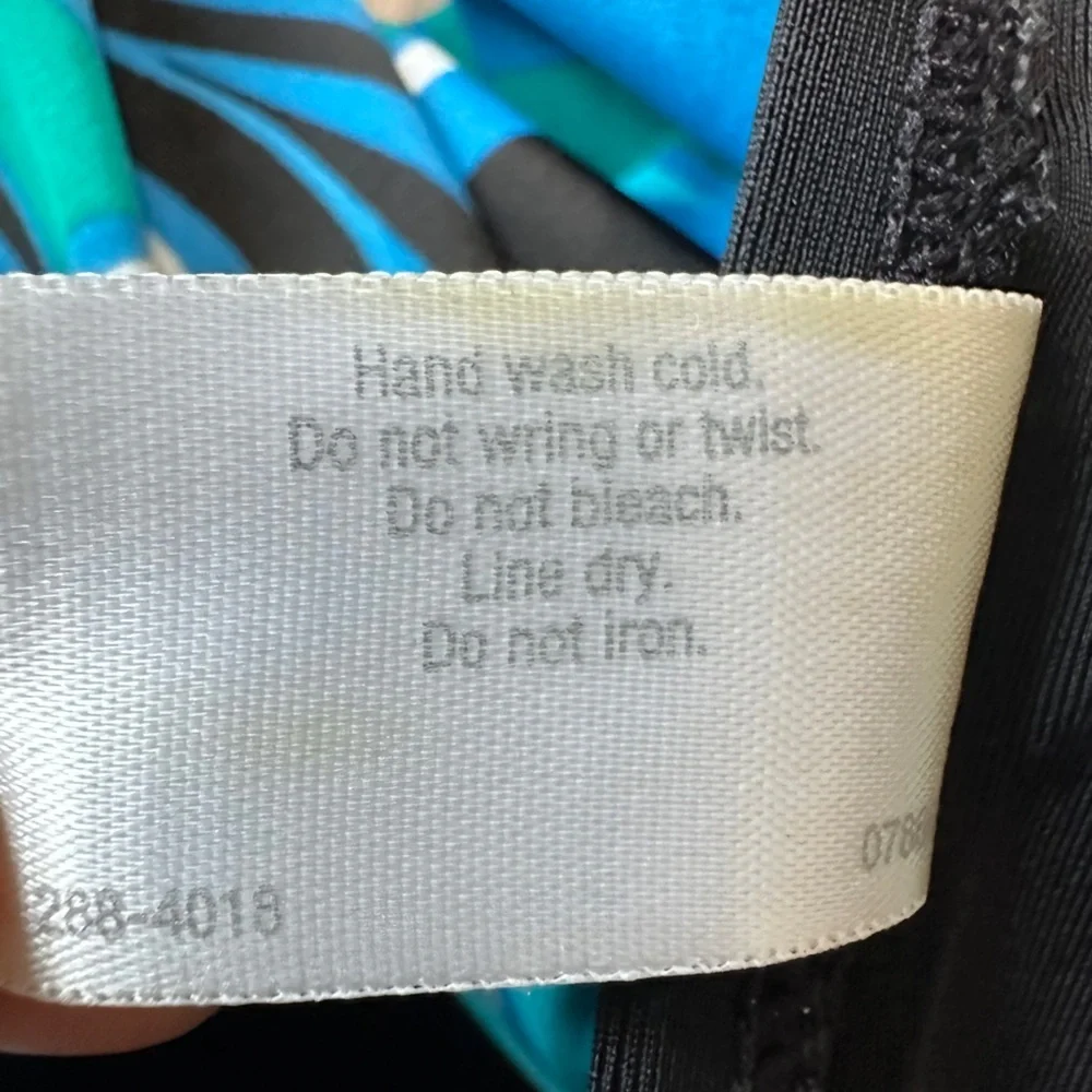 #4) 🏝️ made for Life swim - bottoms excellent condition.